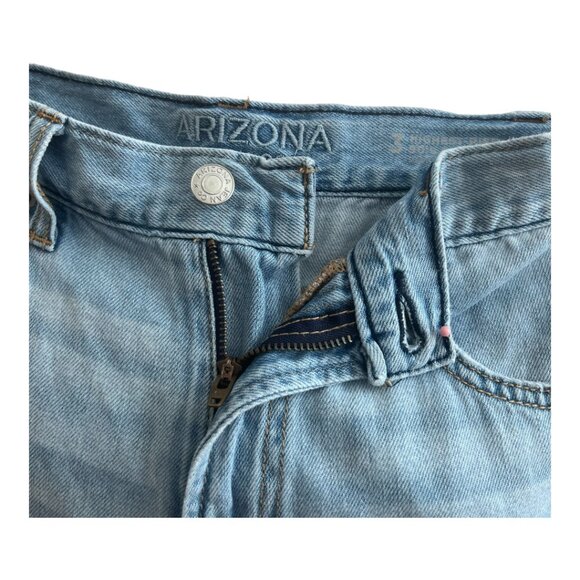 Arizona Juniors Women’s Highest Rise Ripped Straight Leg Jean Size 3 | Length 28 - Picture 4 of 6